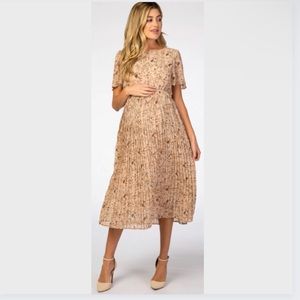 Beige Floral Pleated Short Sleeve Chiffon
Maternity Midi Dress
